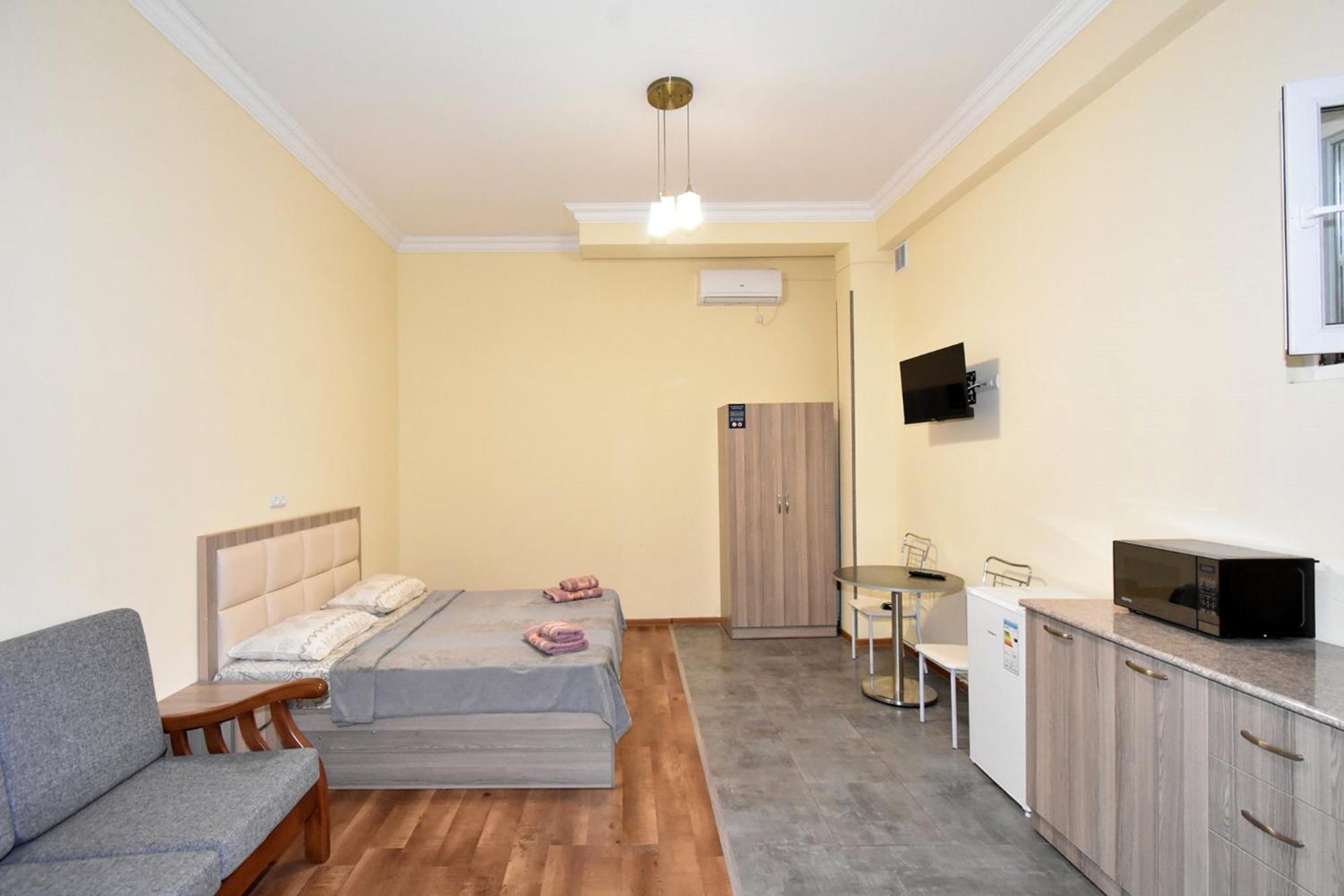 Modern Apartments And Tours Erivan Exterior foto